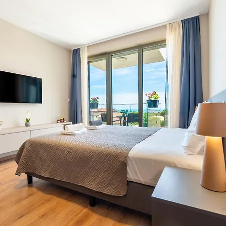 Apartment студио феникс Warna