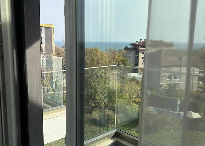 студио феникс דירה וארנה